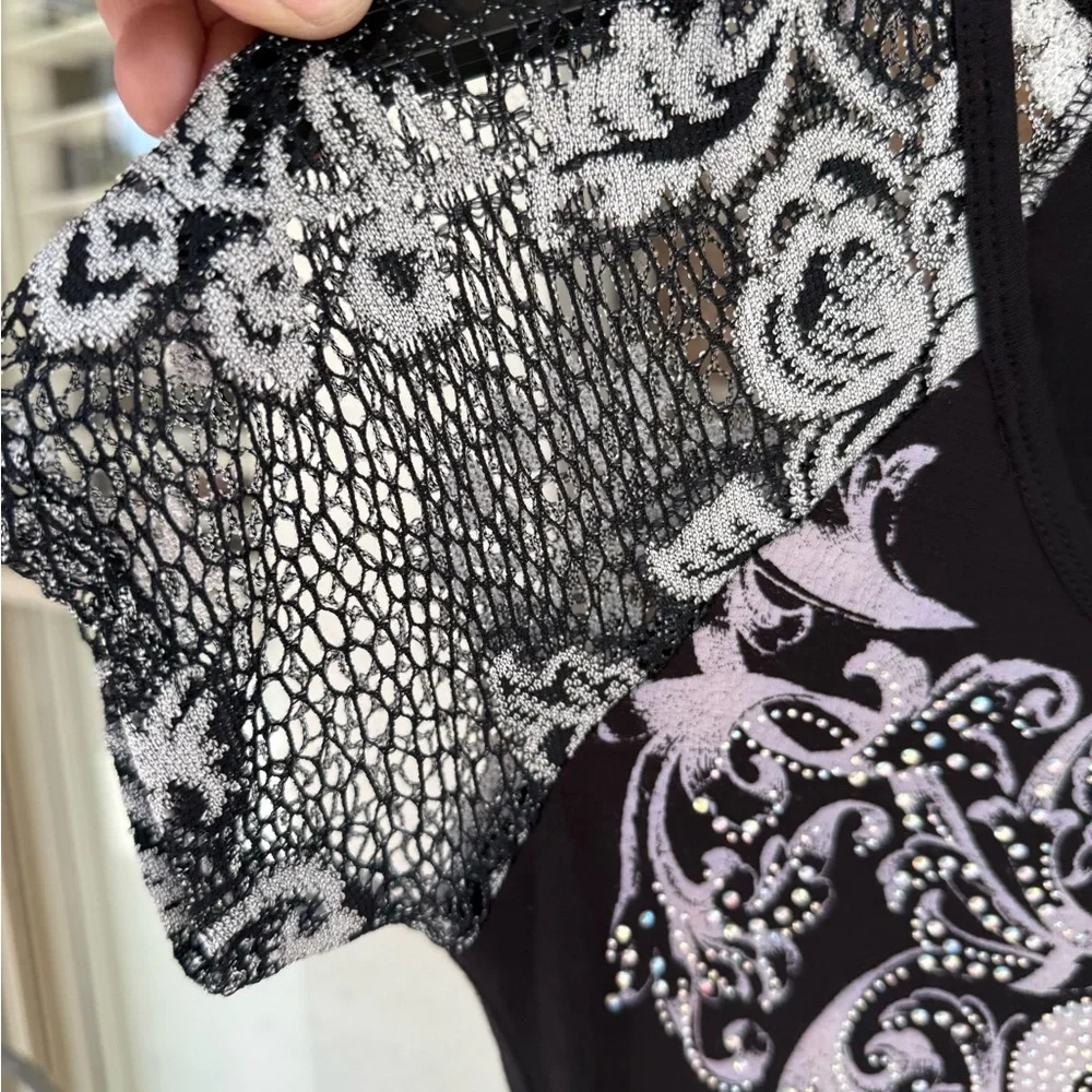 Black and White Embellished Top - Picture 3 of 8